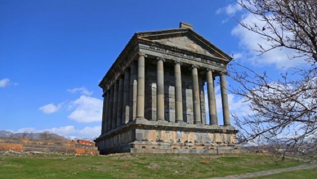 ทัวร์ 1 วันเหมารถไปยังวัดเกอร์เนียร์, วัดการ์นิ และอารามเกการ์ด