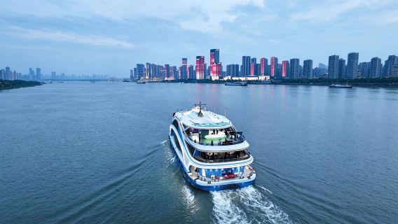 [Door-to-door pickup + Xiangjiang cruise] Hunan Museum + Mount Yuelu + Orange Isle Changsha 1-day tour