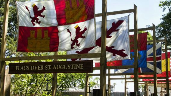 ประสบการณ์ยุคอาณานิคม: ไม่ต้องต่อคิว