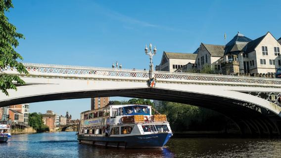 York : croisière touristique en journée avec commentaires en direct
