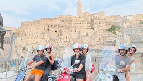 MATERA IN VESPA