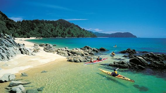 Mārahau: Abel Tasman Marine Reserve Kayak Tour