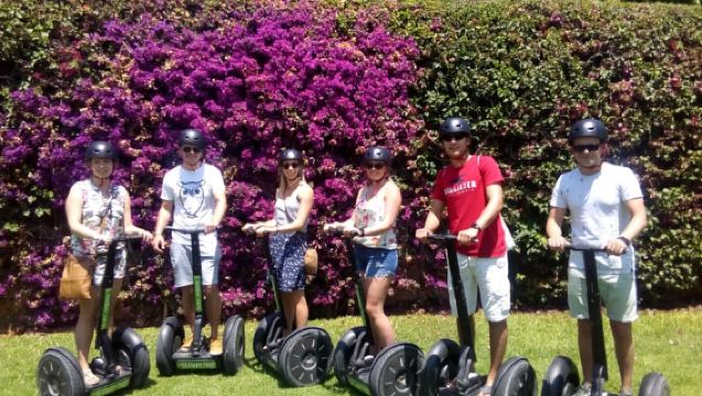 Valencia: Gardens Segway Tour 1h.