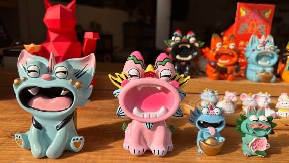 【大理】瓦猫手作り体験(職人精神と文化継承+専門指導+無形文化遺産手作り体験+伝統的な絞り染め+釉薬彩り+作品持ち帰り可)