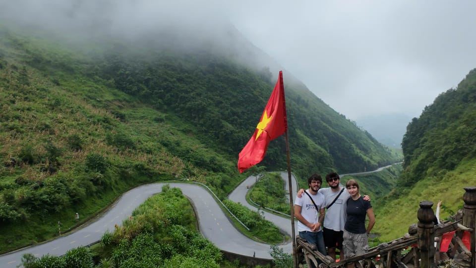 Ha Giang Loop Tour 4D3N met Strawberry (kleine groep)