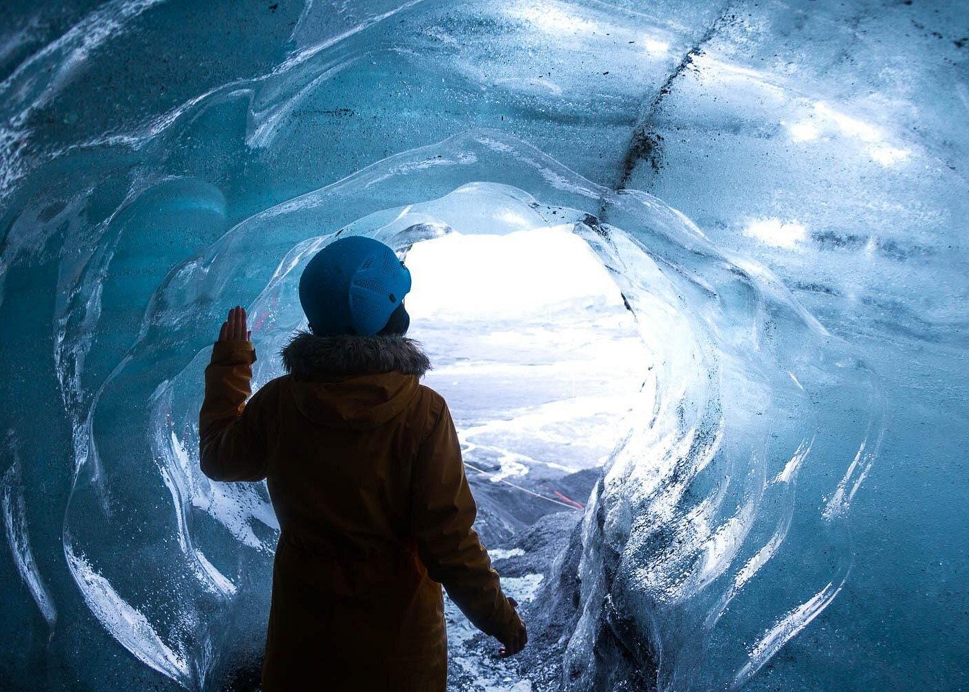 Iceland Reykjavik Katla Ice Cave + South Coast Waterfalls 1-day Tour [English Group]