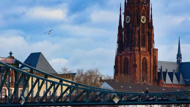 法蘭克福機場-市區：接機/送機單程包車服務【中文包車】