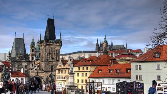 Czech Prague Istana Putih Hluboka - Ceske Budejovice - sewaan peribadi - Melancong