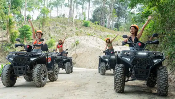 [ผจญภัยออฟโรดที่ป่าตองกรีนเมาน์เทน] ATV/4WD/ซิปไลน์| โค้ชมืออาชีพ|ฟรีรถรับส่งไปป่าตอง|เหมาะสำหรับผู้ปกครอง คู่ และการสร้างทีม