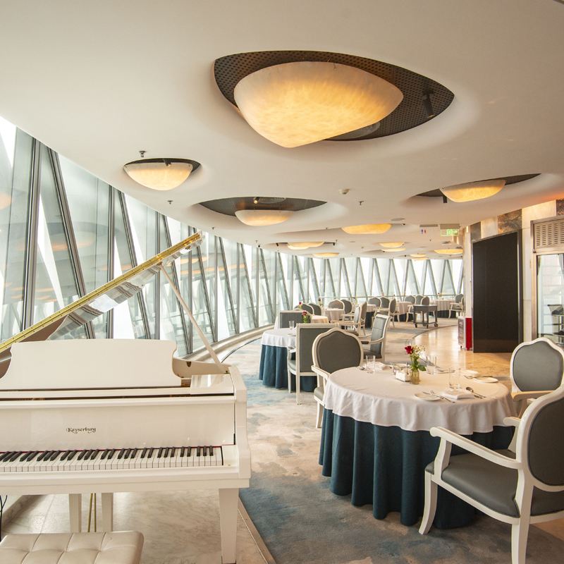 ร้านอาหารหมุนได้ที่หอคอยกว่างโจว|ร้านอาหารฝรั่งเศส LUTECE|เซ็ตอาหารเย็น