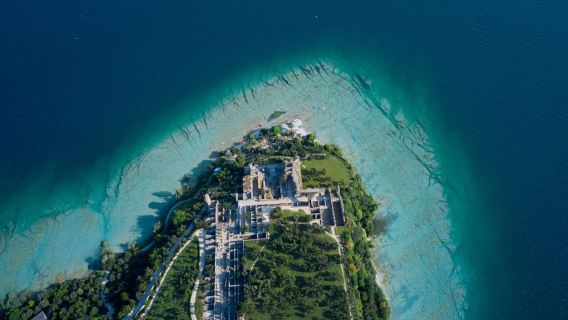 From Milan: Verona, Sirmione, Lake Garda Private Boat cruise