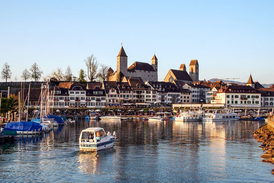 จากซูริก: ทริปรถบัสไปไฮดีแลนด์และลีชเทนสไตน์