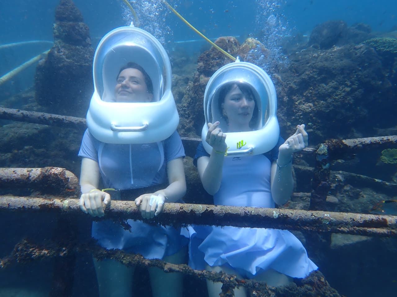 IndonesiaBaliScopri le immersioniimmersioni subacquee2 ore [Sea walk e Parasailing a Nusa Dua]