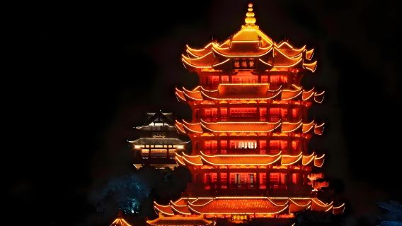 Wuhan Top Picks Day:Yellow Crane Tower, East Lake, Hubu Alley Group Tour Cultural Sojourn