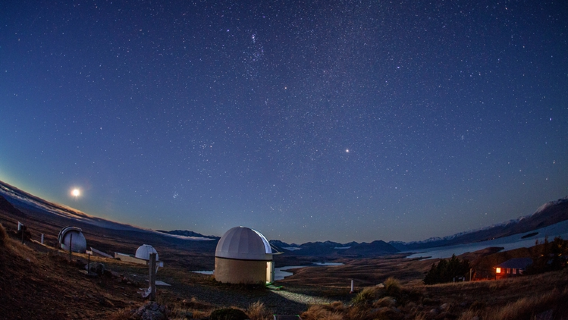 Экскурсия для наблюдения за звёздами в обсерватории на горе Джон у озера Текапо, Новая Зеландия|Ночное звездное небо / доступно на нескольких языках