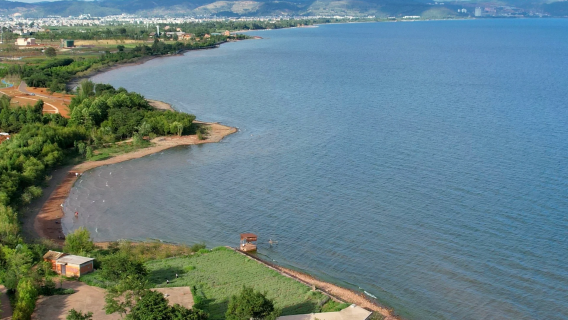 Kunming round-trip private charter day tour to Fuxian Lake North Shore + Moon Bay Wetland + Gushan/Luchong Scenic Area