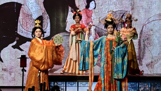 Luoyang Palace Banquet • A Feast Through the Centuries [Yingtianmen Branch] (Immersive Imperial Feast + Audiovisual Extravaganza + Ancient-style Music and Dance)