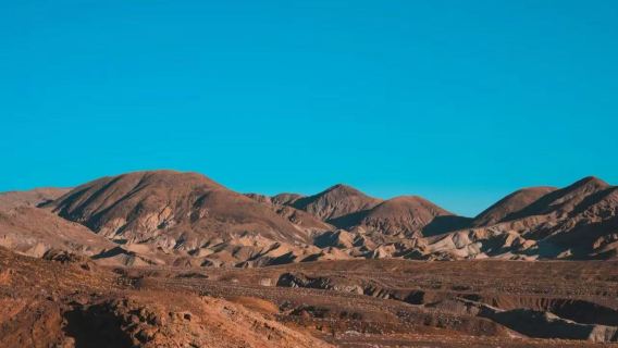 美國洛杉磯66號公路博物館+七彩石+鬼城+拉斯維加斯【包車】