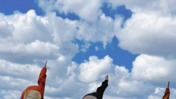 Pegang tiket masuk untuk konsert Hohhot pada 4 Mei dan nikmati bas ulang-alik istimewa ke Padang Rumput Xilamuren