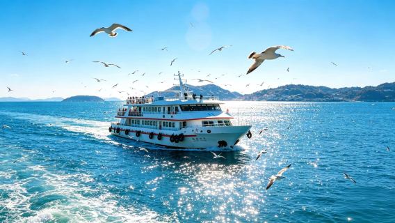 [Pelayaran Mengelilingi Teluk Weihai] Melalui Pulau Liugong · Gunung Burung Hantu · Pintu Kebahagiaan · Teluk Bulan