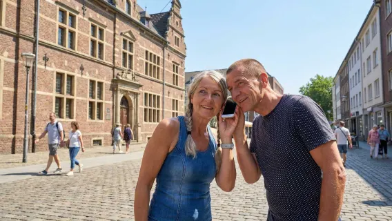 Tour con audioguía de Duisburgo: Ecos del Altstadt, desde Mercator hasta las maravillas modernas