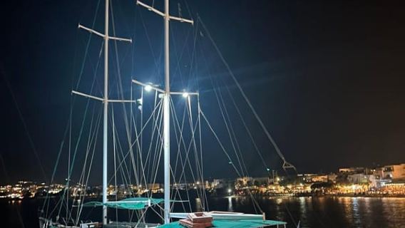 Naxos: AZUL CRUISES Daily to Rina's Cave - Koufonisia & BBQ