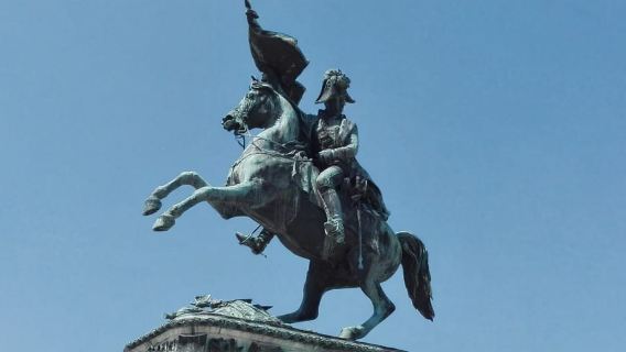 Vienna: Tour guidato a piedi delle attrazioni principali della città - Piccolo gruppo