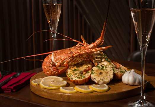 Nha Trang Ambassador Club Restaurant: Sunset Tea, Seafood Buffet, Unlimited Lobster, Love By The Bay, Unlimited Drinks: Soft Drink, Juice, Tea, Coffee
