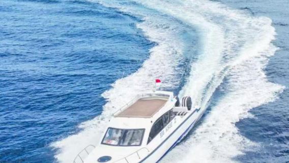 [Bali Charter Snorkeling and Fishing - Seahorse] Privately customized yacht luxury experience is available in the waters of Nusa Lembongan Island, Penida Island