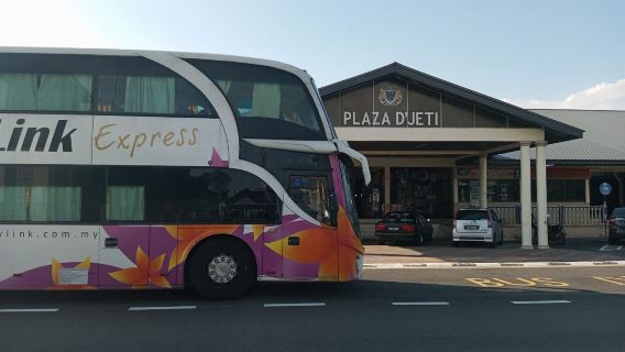 Mersing Jetty - Johor Bahru (terminal degli autobus di Larkin) Autobus con Causeway Link