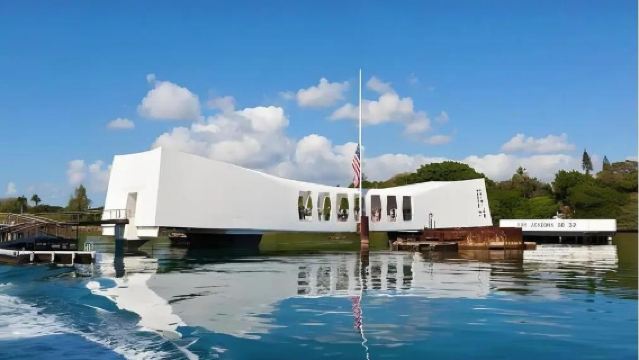 Lawatan sehari sewaan peribadi di Hawaii Honolulu: Diamond Head + Pearl Harbor + Pantai Waikiki + Hanauma Bay