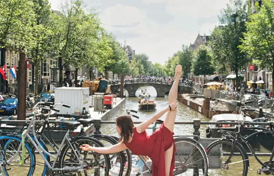 荷蘭阿姆斯特丹旅拍【荷蘭阿姆斯特丹旅拍鹿特丹攝影師婚紗寫真跟拍照片拍攝】