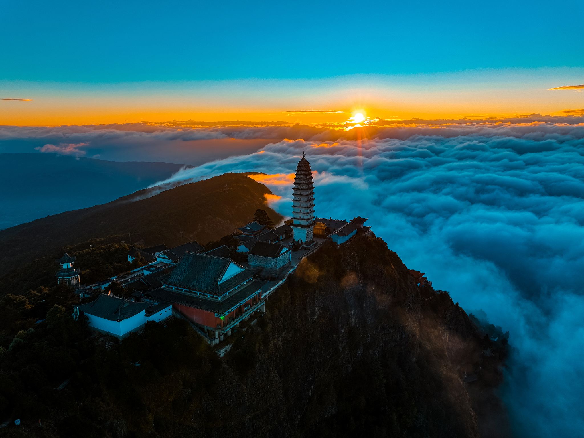 【純玩】大理雞足靈山佛都一日遊|可選獨立包車