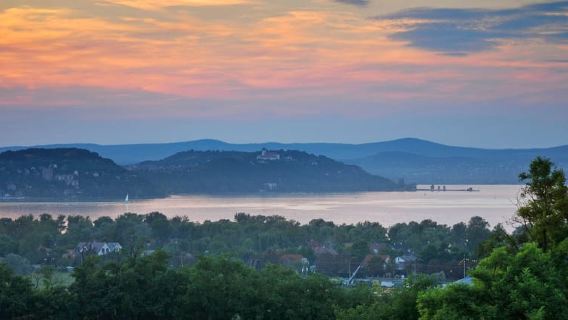 The Turquoise Sea of Hungary: Lake Balaton Private Tour