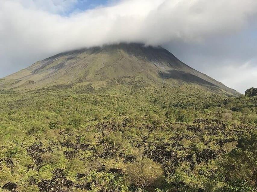 Half Day Tour with Hanging Bridges and La Fortuna Waterfall
