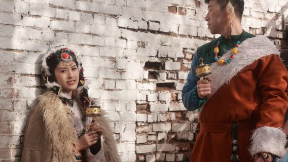 カンゼTripメモリー【運転手兼ガイド兼Tripメモリー+ウェディングフォトドローン撮影ミニムービー+メイク・衣装+旅程カスタマイズ人数無制限】