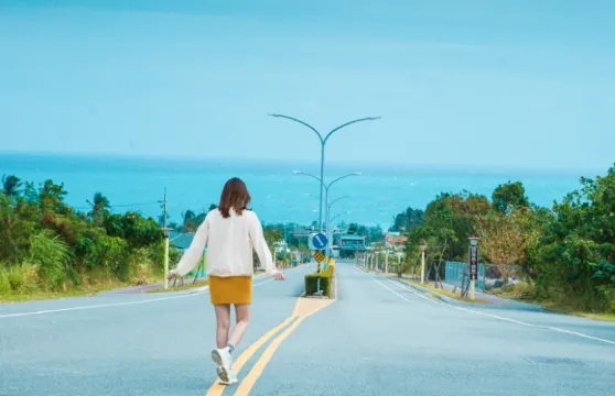 花蓮美拍三景．打卡路線～雲山水+山度空間+貨櫃星巴克一日遊