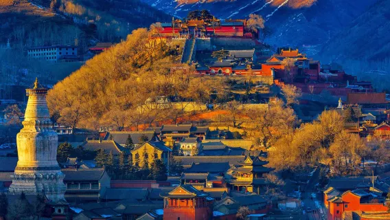 Berangkat dari Taiyuan: Tur Mobil Pribadi ke Gunung Wutai