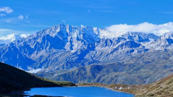 Chengdu Wild Horse Lake · sin acampada nocturna[Rincón secreto poco conocido + Montañas nevadas de Gongga + Amigable para principiantes + Excursión de un día sin compras + Ida y vuelta desde Chengdu]