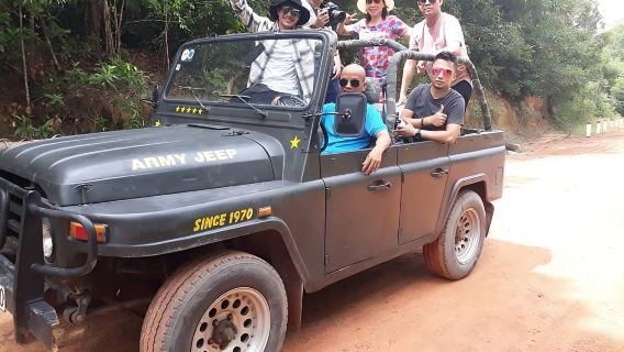 ทัวร์รถจี๊ปภูเก็ต - เส้นทางลับและอาหารท้องถิ่น