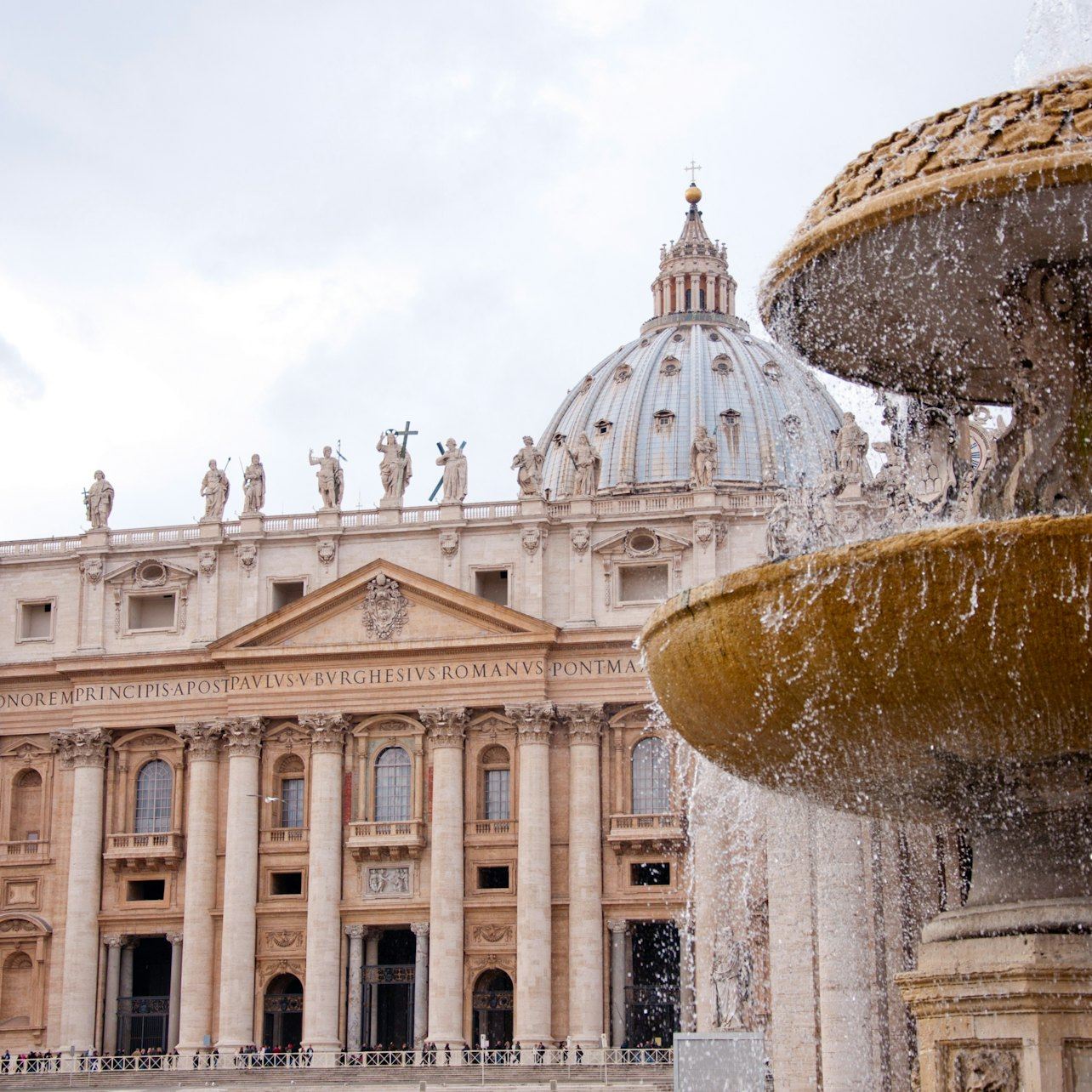 St. Peter's Basilica: Reserved Escorted Entry + Audio Guide
