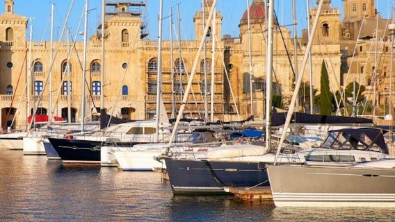 Two Harbors Cruise by Day: Guided Tour