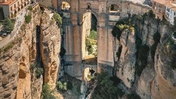 西班牙塞維利亞來回 龍達+馬拉加-精華線路-可包車-精選