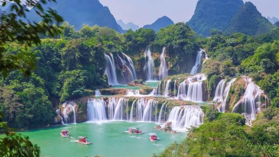 Nanning Day Tour: Detian Transnational Waterfall Scenic Spot (Mingshi Rural Available)
