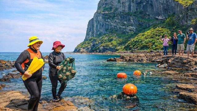 Lawatan Berpandu Sepanjang Hari ke Tapak UNESCO di Pulau Jeju Timur