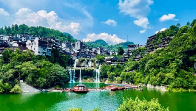 [VIP-toegang inbegrepen] Eendaagse tour naar Furong dorp en Feniks Oude Stad