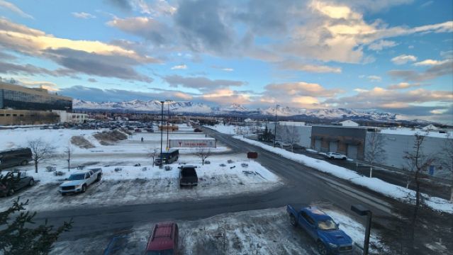 美國安克雷奇-惠蒂爾/西沃德港口接-中文包車