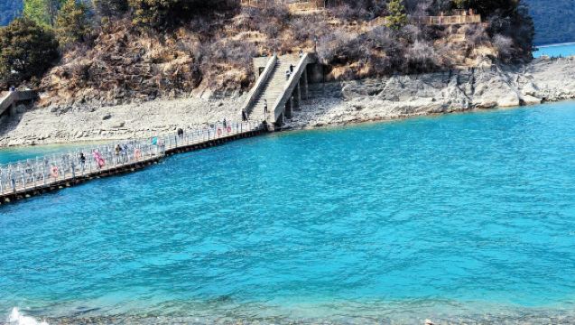 「雪山湖泊・穿越」——{巴松措+雅魯藏布大峽谷}包車尊享一日
