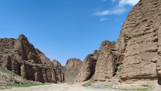 [Depart from Lanzhou] Private Car Day Tour to Yellow River Stone Forest and Danxia Landform