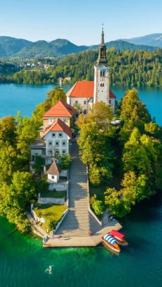 Zagreb departure | Ljubljana + Lake Bled 1-day tour